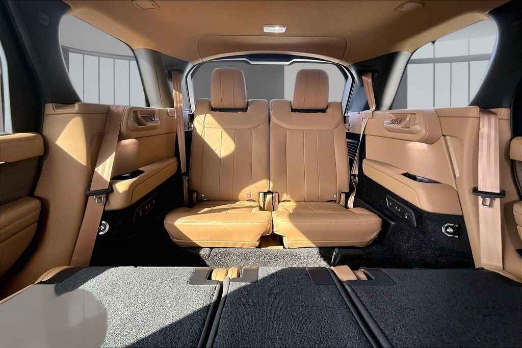 2026 Land Rover Range Rover SE - Photo 11