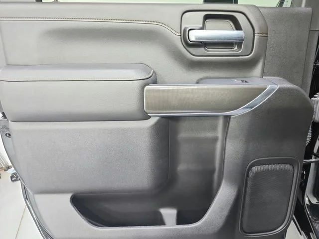 Used 2023 Black GMC AT4 image 37
