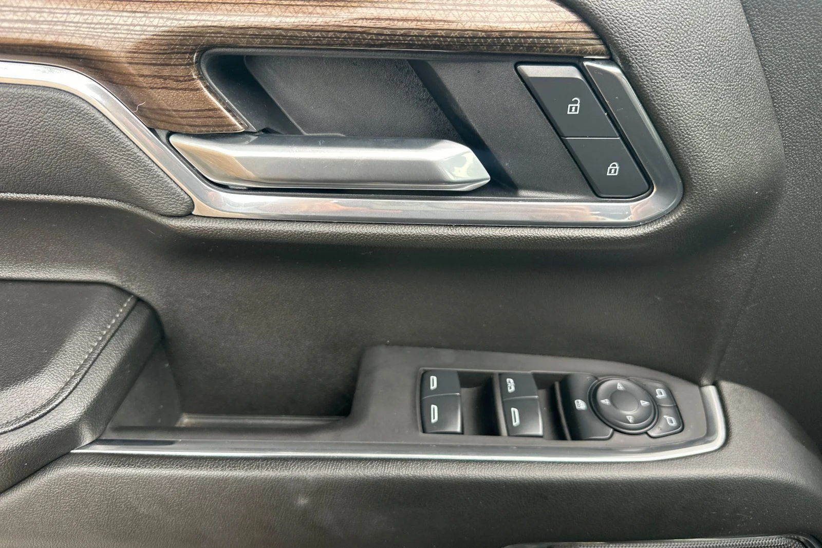 Used 2025 Black Chevrolet LT Trail Boss image 10