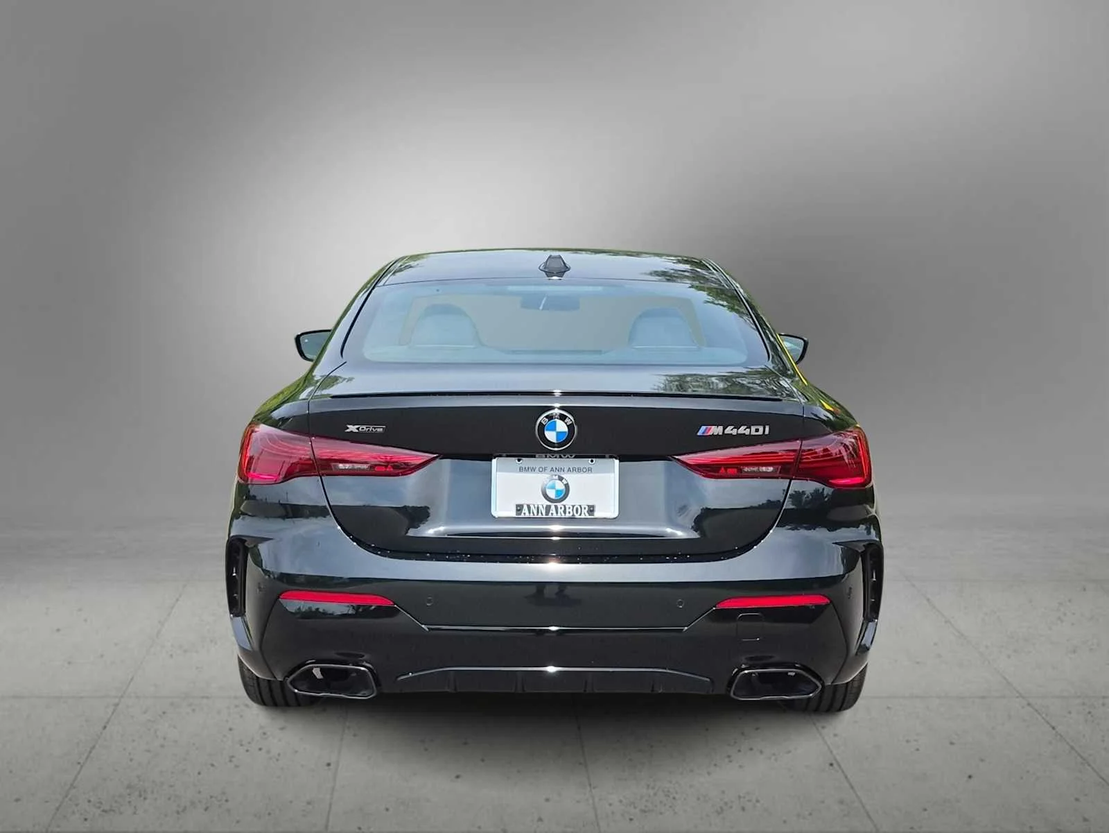 New 2027 Black Sapphire Metallic BMW M440i xDrive image 7