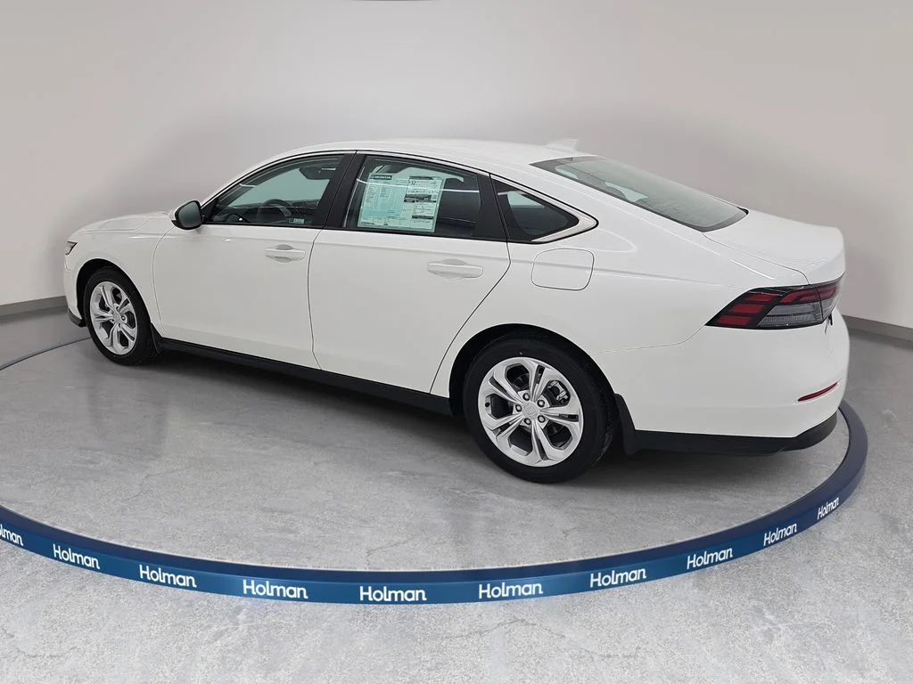 New 2026 Platinum White Pearl Honda LX image 9
