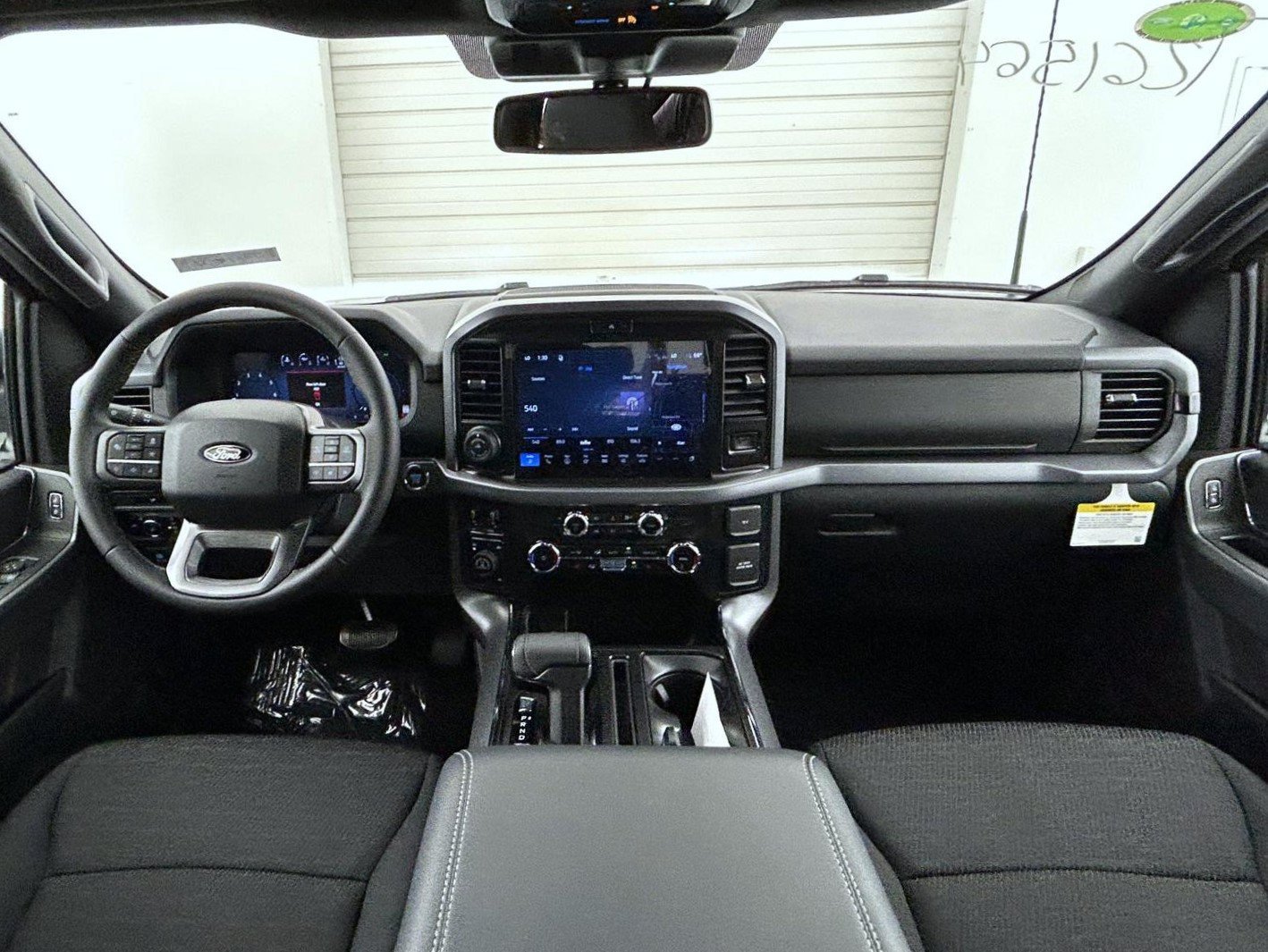 New 2026 Avalanche Ford XLT image 13