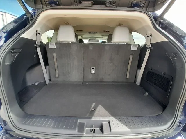 Used 2021  Toyota XLE image 60