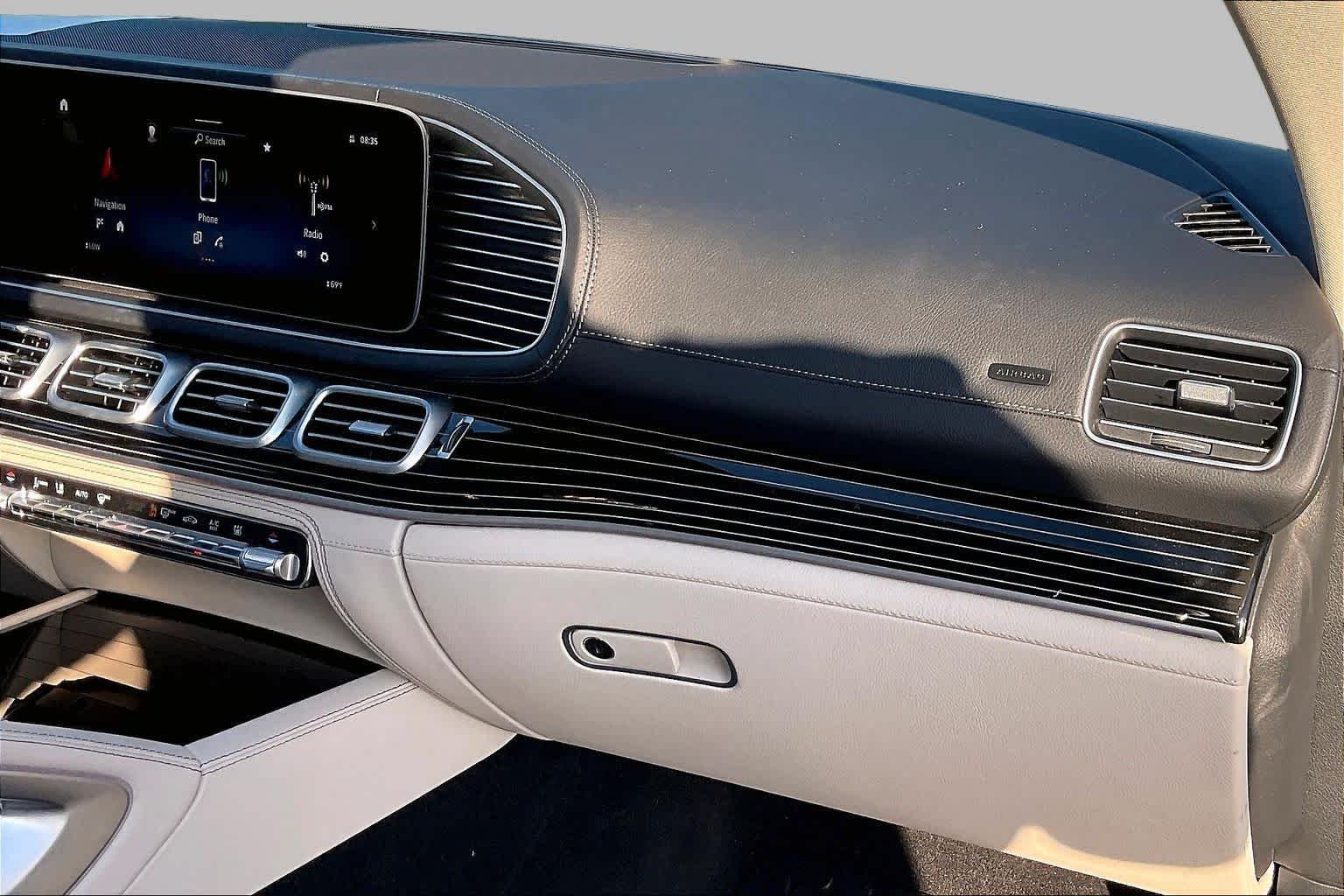 Certified Used 2024 MANUFAKTUR Diamond White Metallic Mercedes-Benz GLE 450e Plug-In Hybrid image 18