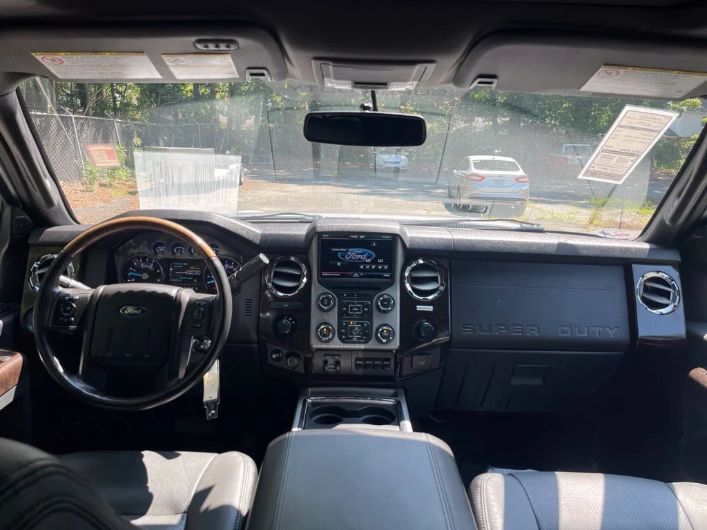 Used 2016 Silver Ford Platinum image 9