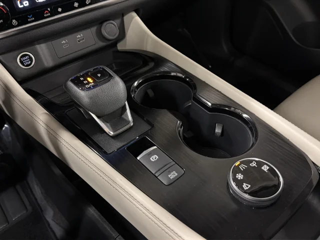 Used 2023 Blue Nissan SL image 37