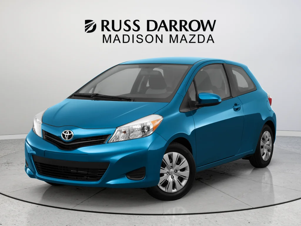 Used 2013 Blue Toyota LE image 10