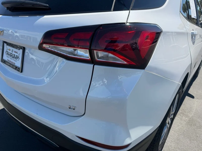 Used 2022 IRIDESCENT PEARL TRICOAT Chevrolet LT image 23