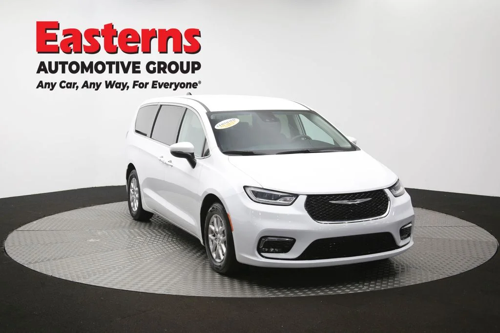Used 2023 White Chrysler Touring L image 51