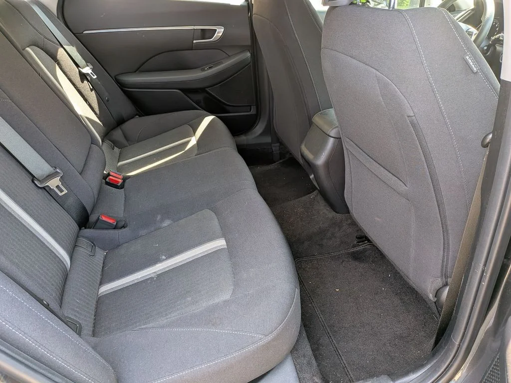 Used 2022 Gray Hyundai SEL image 32