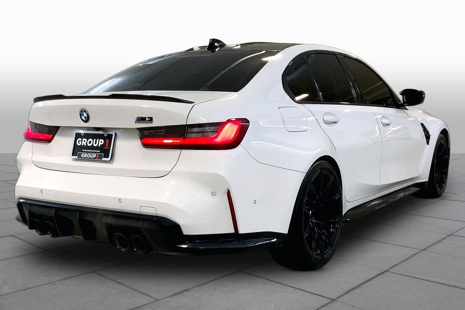 Used 2021 Alpine White BMW Competition image 12