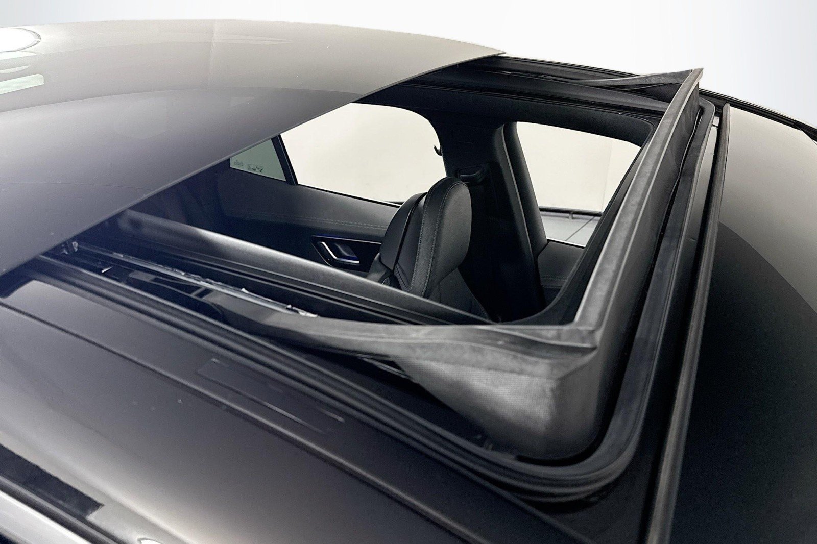 Used 2023 Obsidian Black Metallic Mercedes-Benz 350 image 21