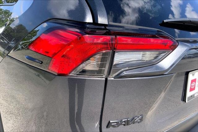 Certified Used 2024 MAGNETIC GRAY MET. Toyota  image 28