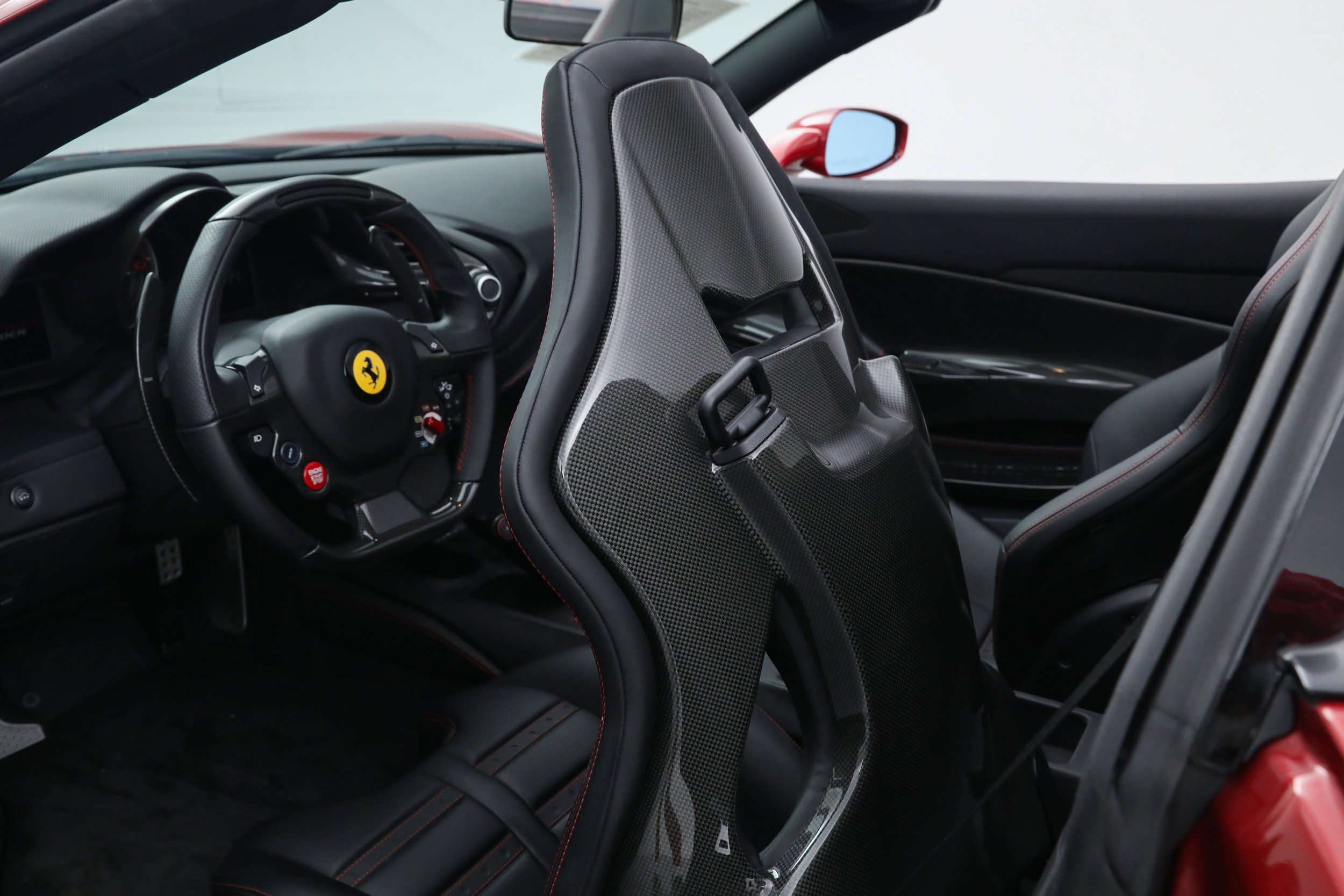 Used 2019 Red Ferrari  image 26
