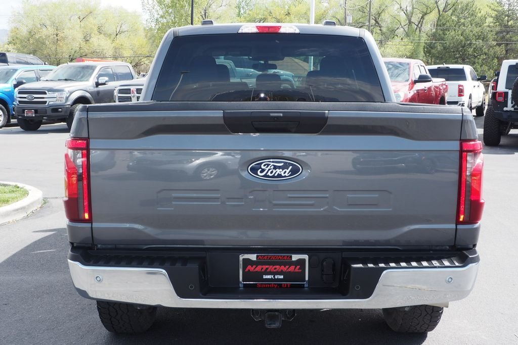 Used 2025 Gray Ford XLT image 6