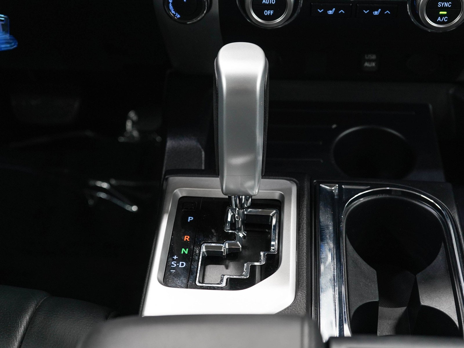 Used 2018 Super White Toyota Limited image 19