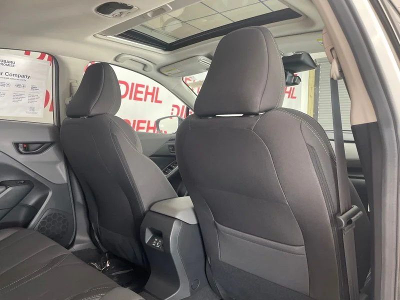 New 2026 CRYSTAL WHITE PEARL Subaru Premium image 11