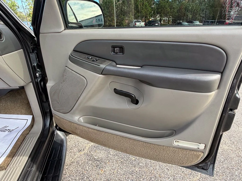 Used 2003 Dark Gray Metallic Chevrolet LS image 18