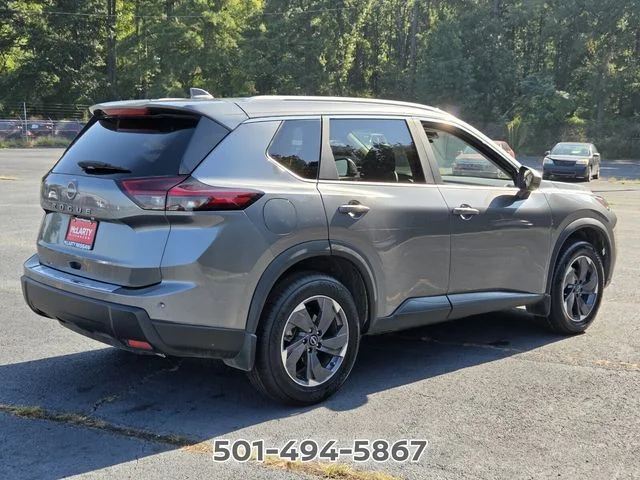 Used 2025 Gray Nissan SV image 5