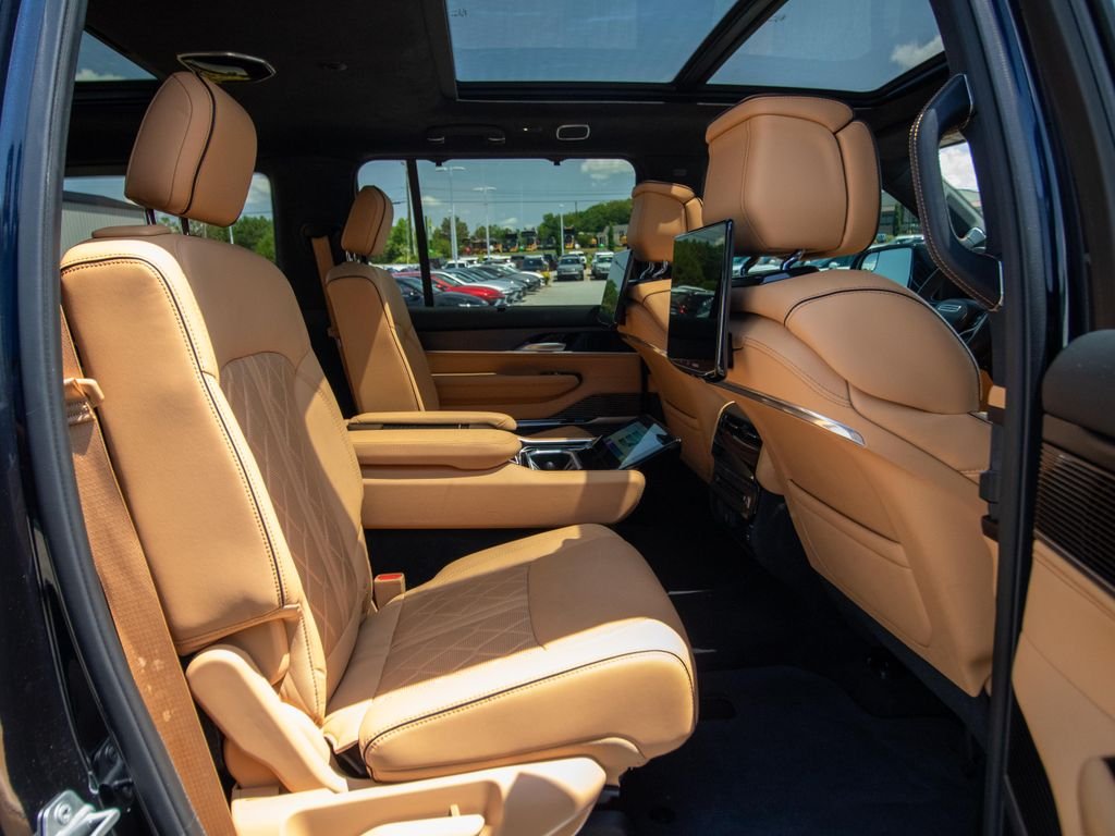 Used 2025 Black Jeep Series III image 18