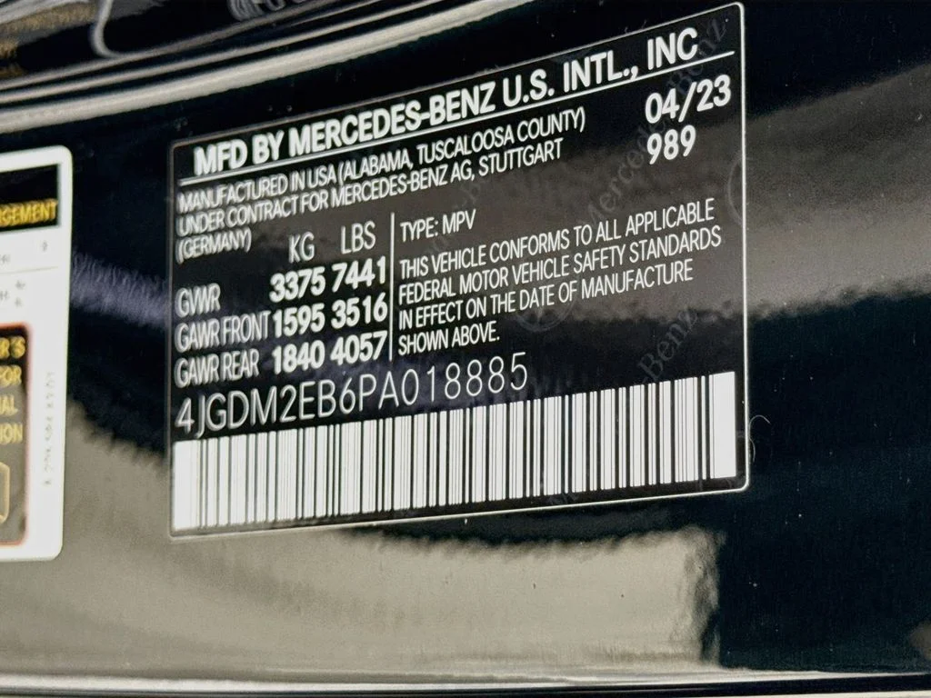 Used 2023 Green Mercedes-Benz 450 image 32
