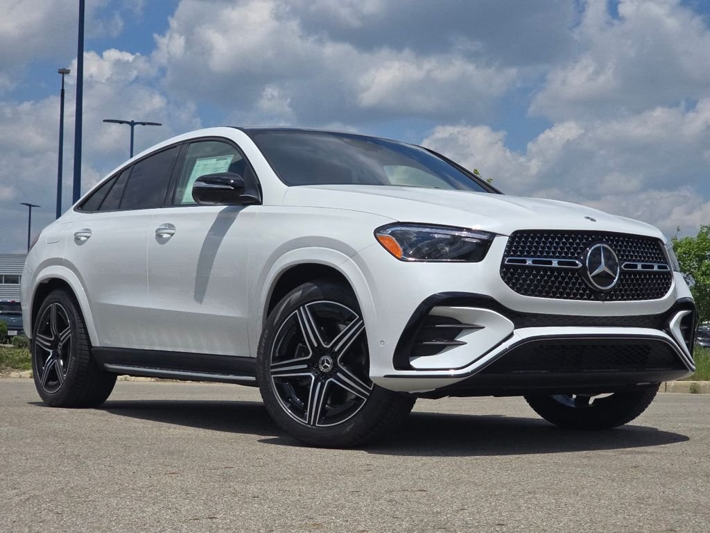 New 2026 MANUFAKTUR Moonlight White Metallic Mercedes-Benz GLE 450 Coupe image 2