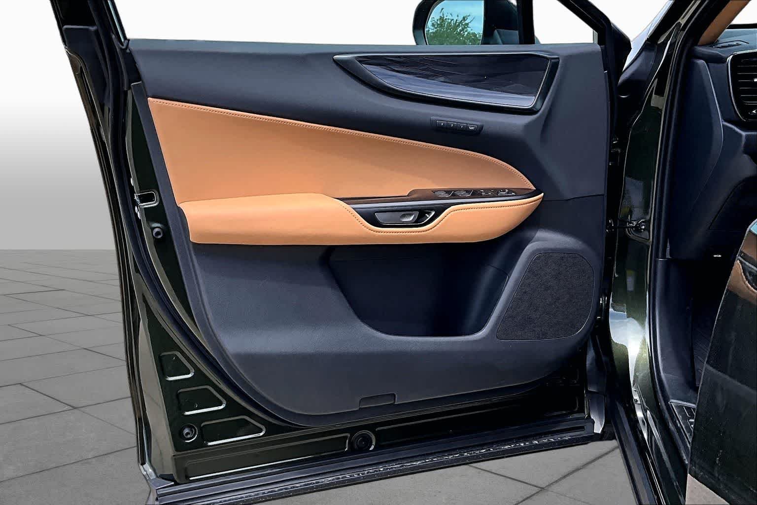 New 2026 Nori Green Pearl Lexus PREMIUM image 10