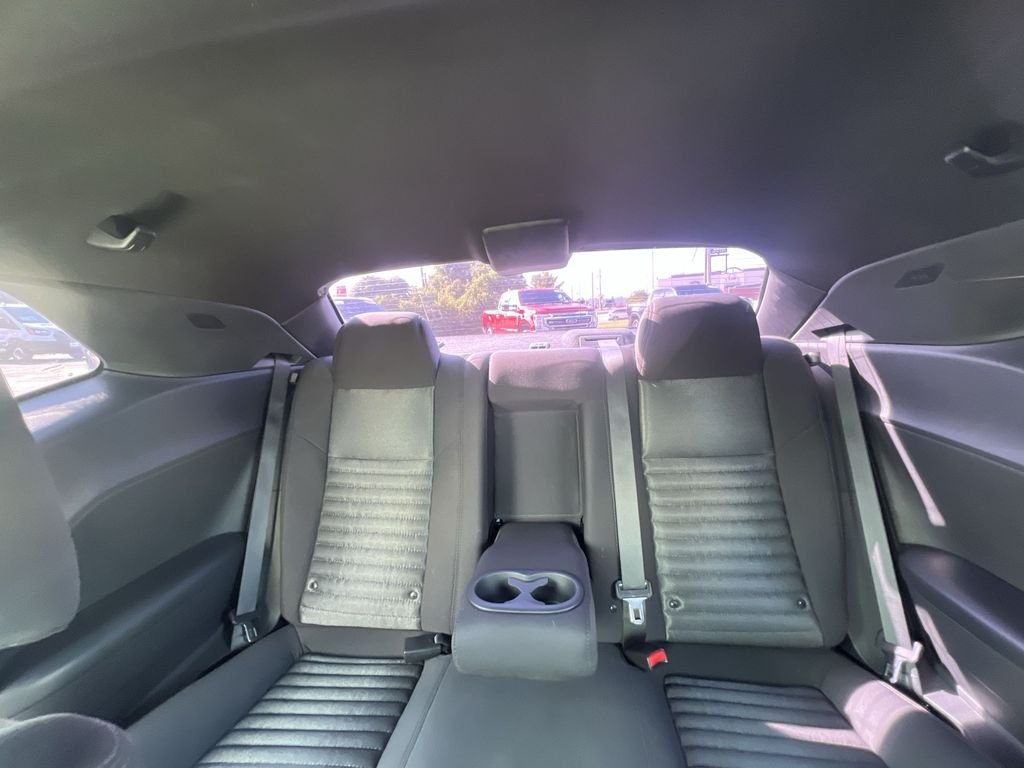 Used 2014 White Dodge SXT image 13