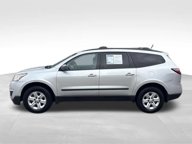Used 2017 Silver Chevrolet LS image 4