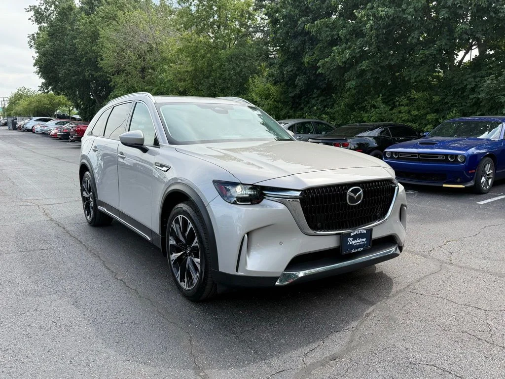 Used 2024 Silver Mazda Premium image 7