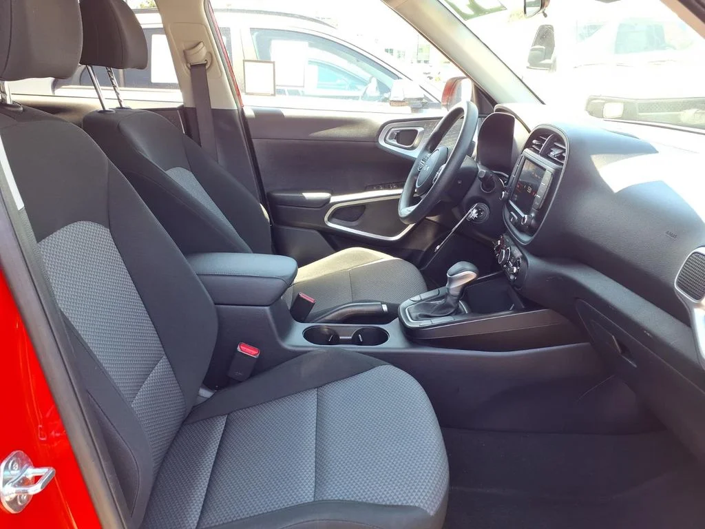 Certified Used 2024 Red Kia LX image 9