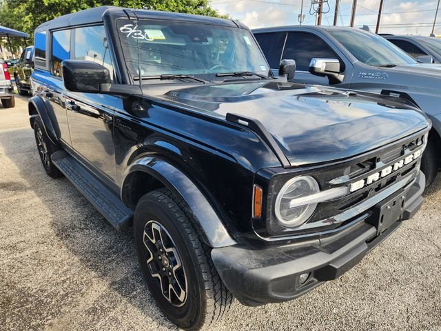 2025 Ford Bronco Outer Banks 4x4's photo