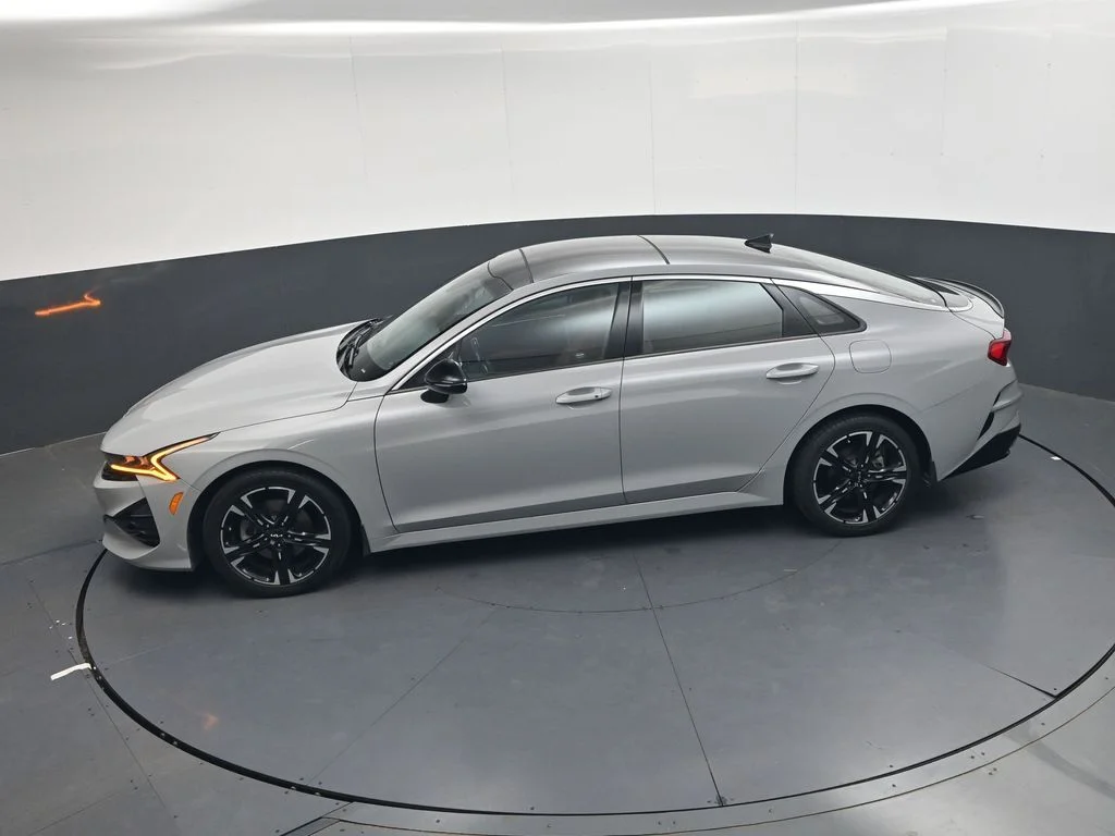 Used 2022 Gray Kia GT-Line image 19
