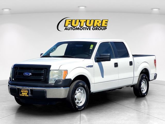 Used 2014 White Ford XL image 8
