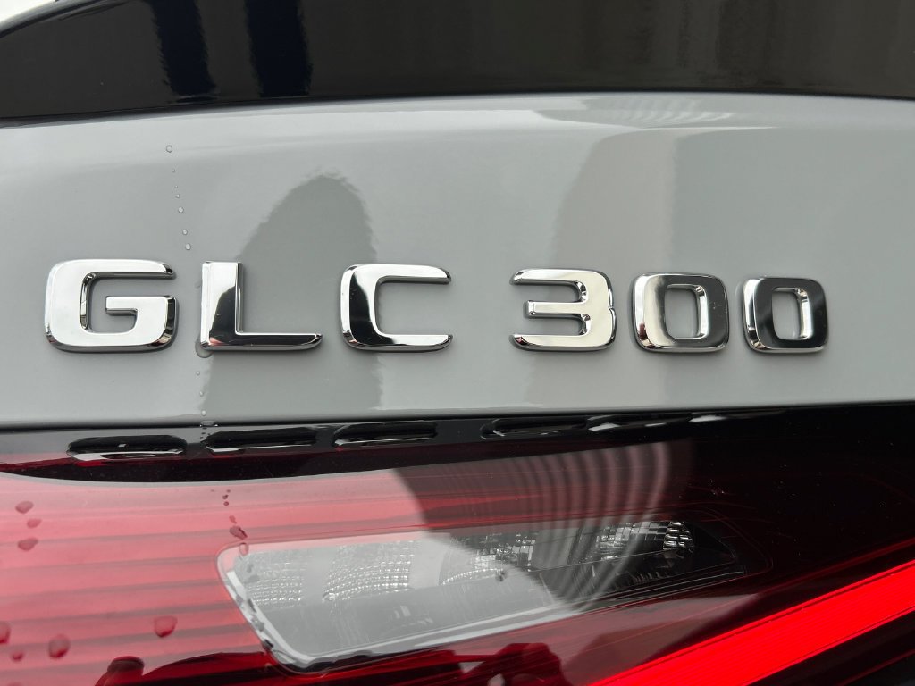 New 2027 MANUFAKTUR Alpine Grey Mercedes-Benz GLC 300 image 67