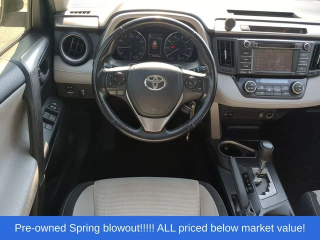 Used 2016 White Toyota XLE image 38