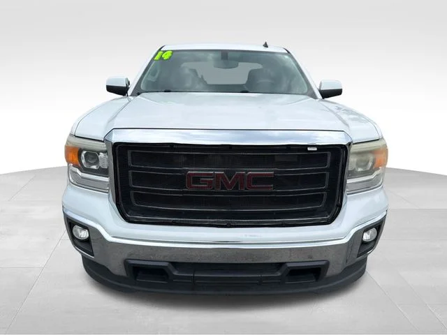 Used 2014 White GMC SLE image 2