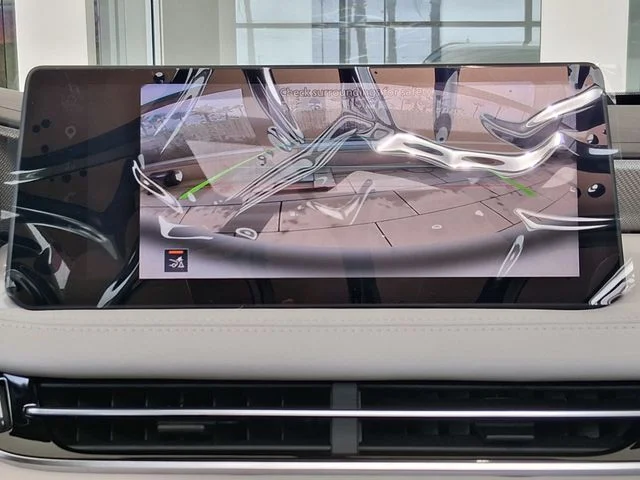 New 2027 RADIANT WHITE INFINITI Luxe AWD image 14