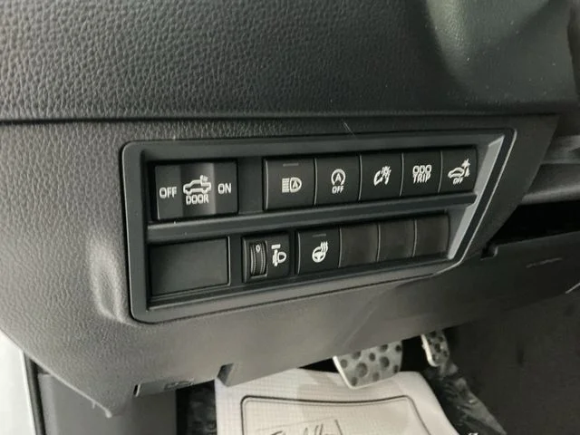 2026 Toyota Tundra SR5 - Photo 17