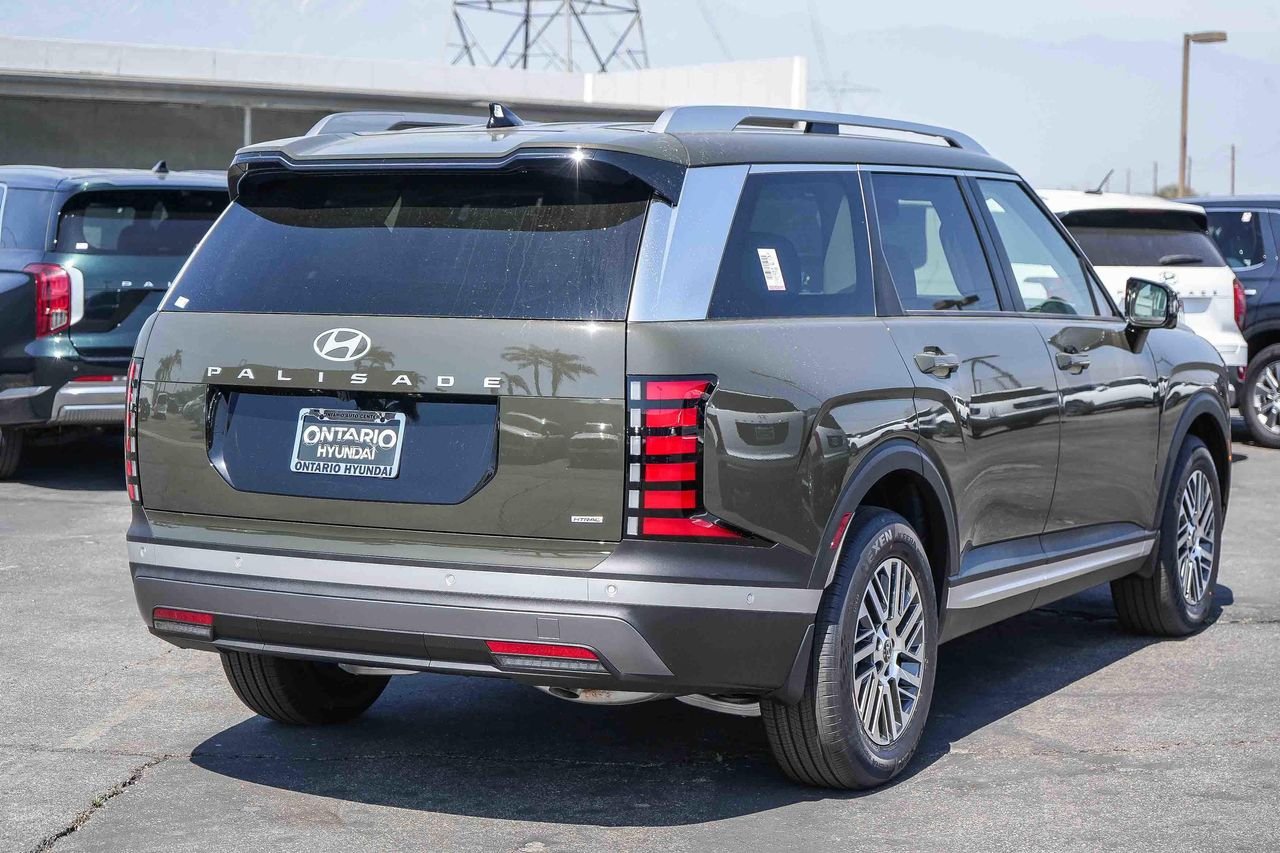New 2026 Silver Hyundai SEL Premium image 35