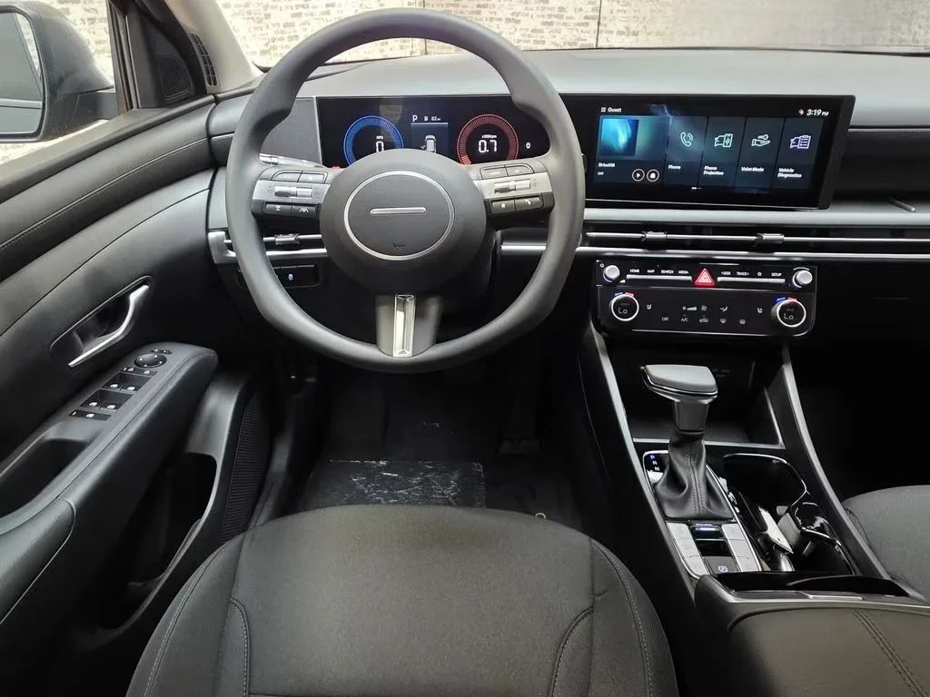 New 2026 Ecotronic Gray Hyundai SEL Plus image 5