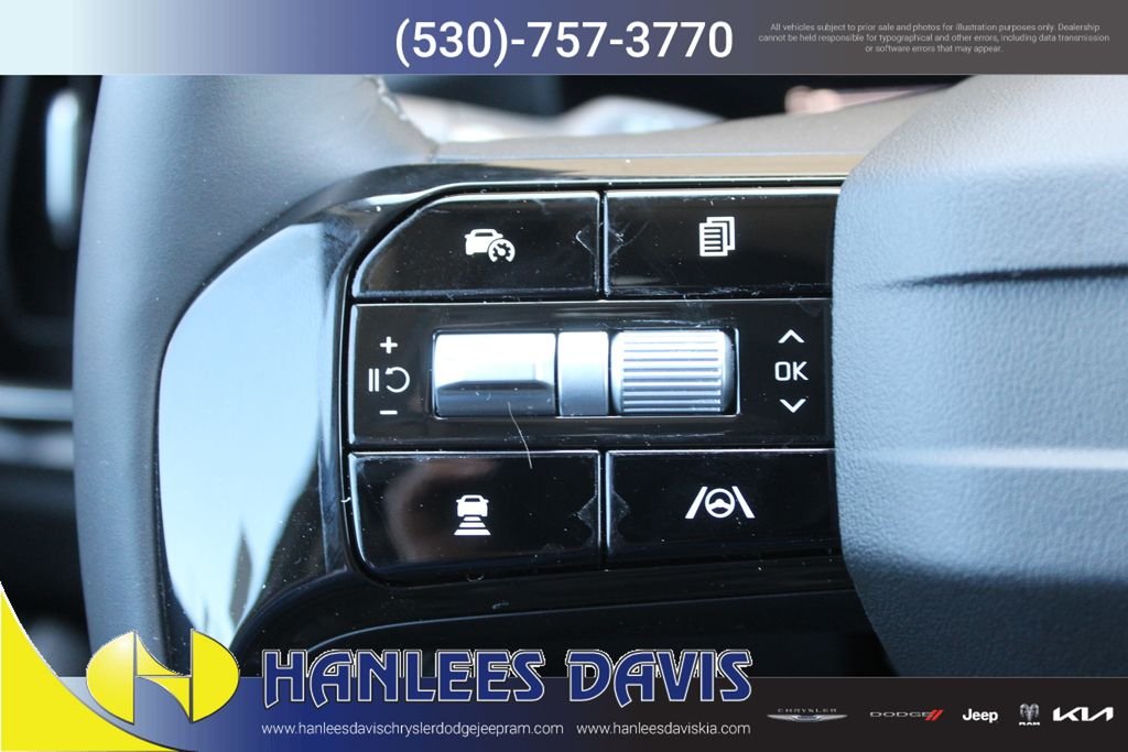 New 2026 Glacial White Pearl Kia LX image 29