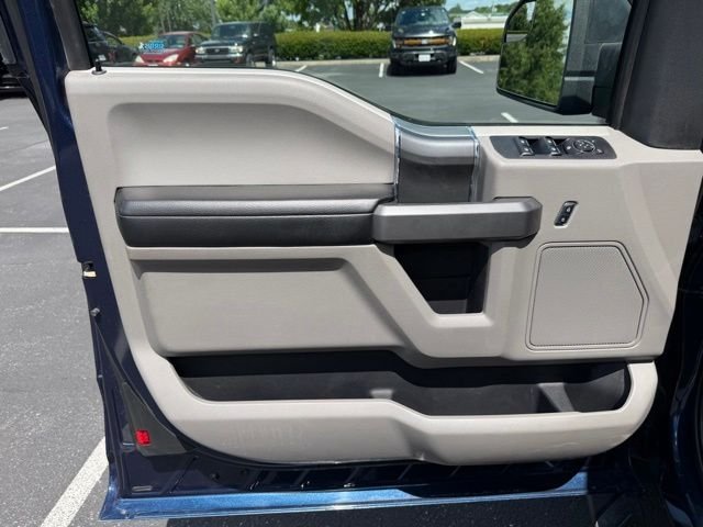 Used 2016  Ford XLT image 11