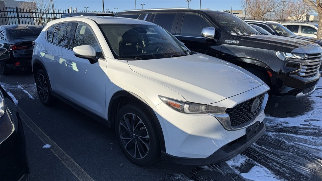 2023 Mazda CX-5 S Premium package