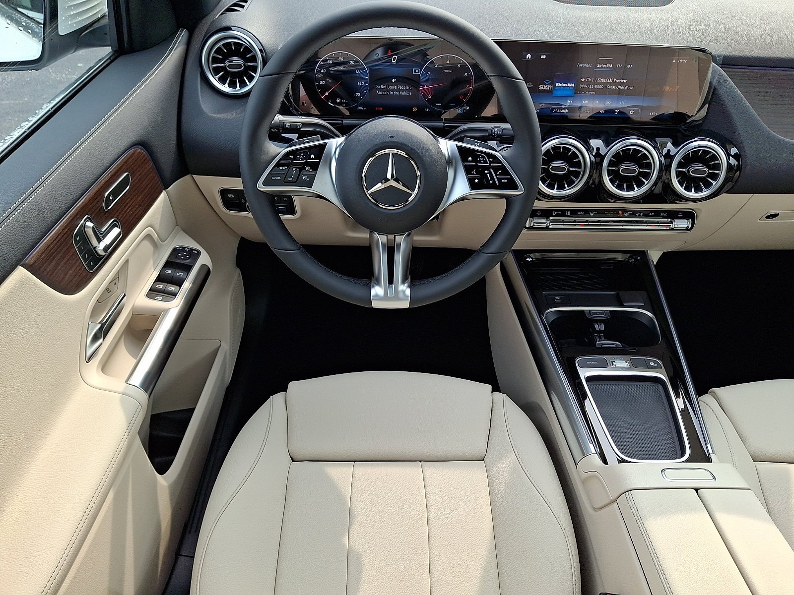 New 2026 Polar White Mercedes-Benz GLA 250 image 32