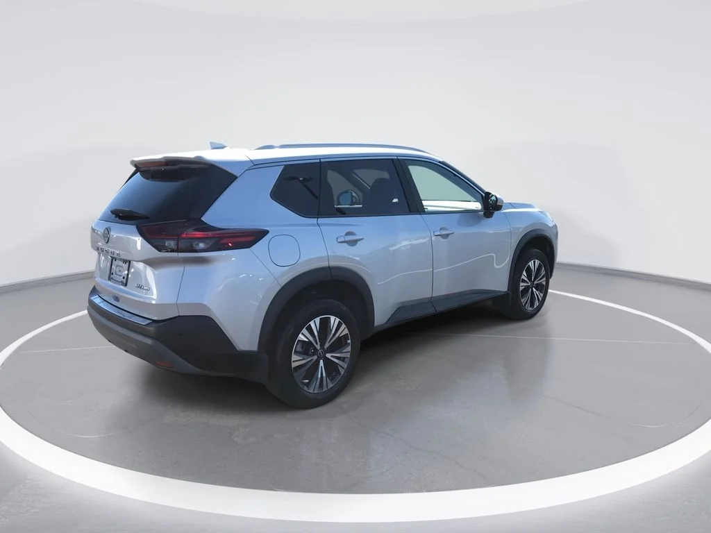 Used 2023 Silver Nissan SV image 8