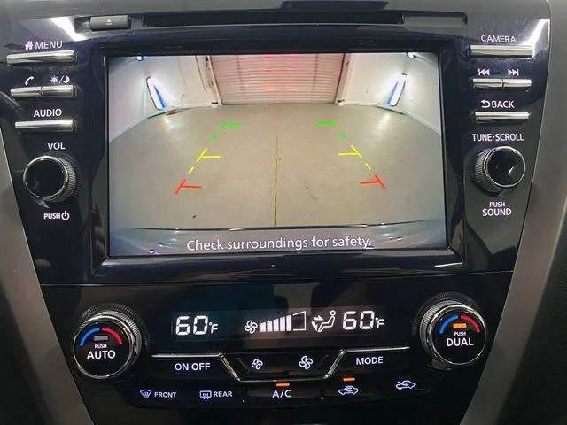 Used 2024 Gray Nissan SV image 22