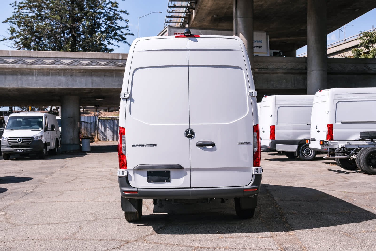 New 2025 Arctic+White Mercedes-Benz Cargo 144 WB  RWD 2.0L 4-Cylinder image 5