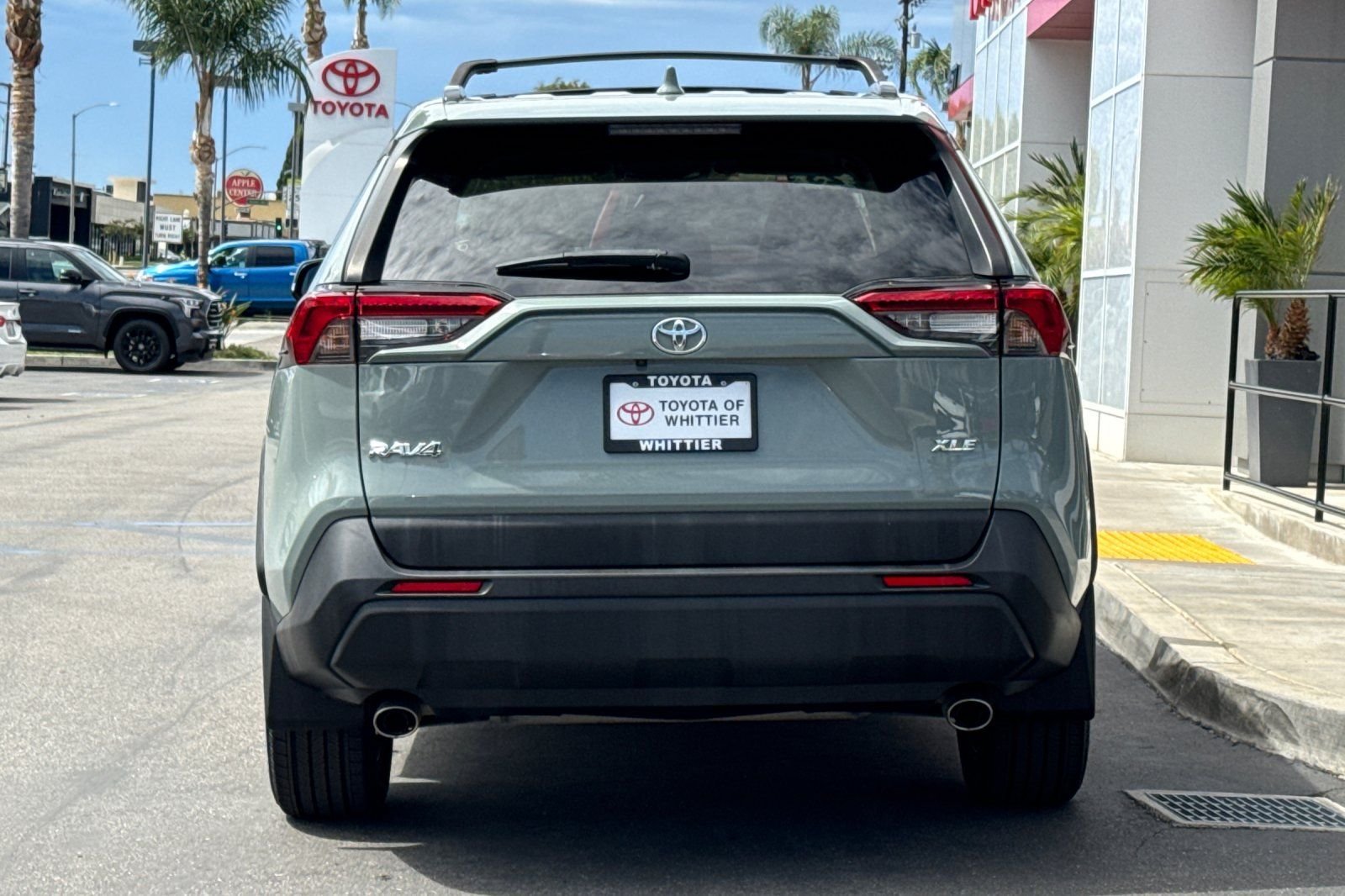 Certified Used 2023  Toyota XLE Premium image 6