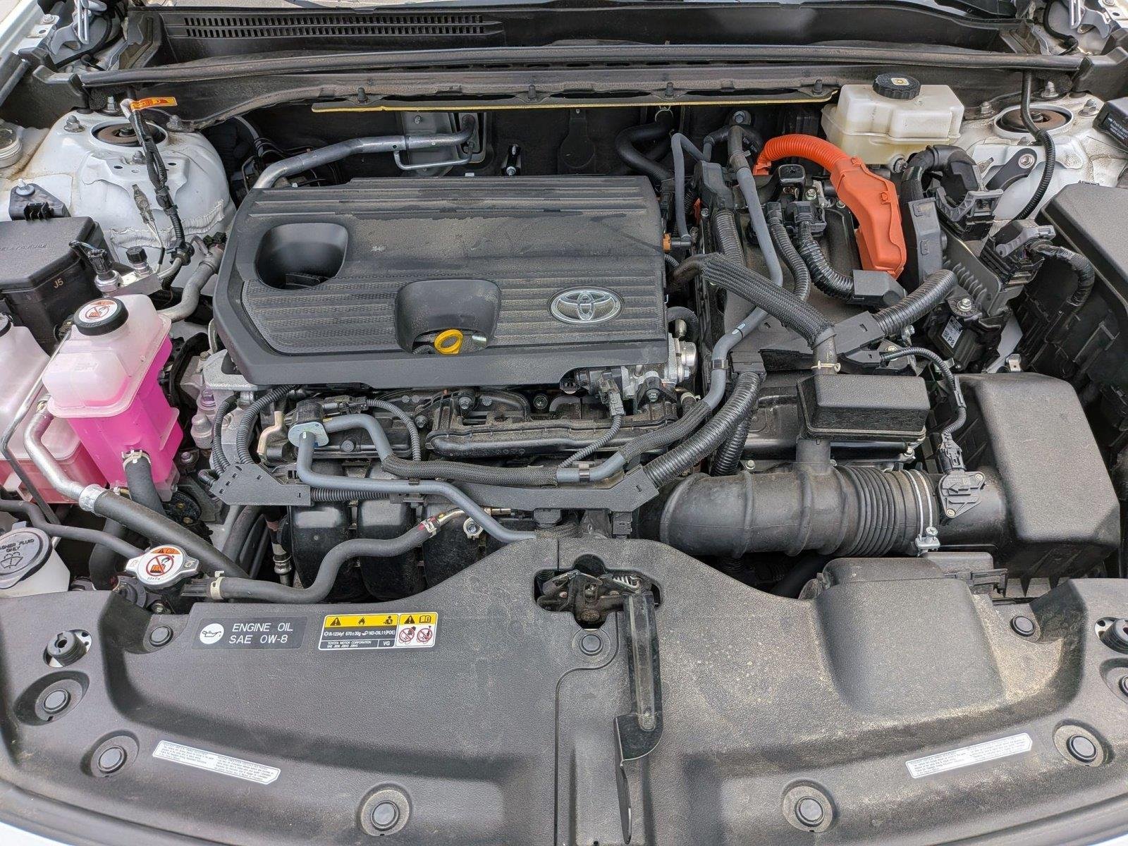 Used 2025 Oxygen White Toyota Limited image 40
